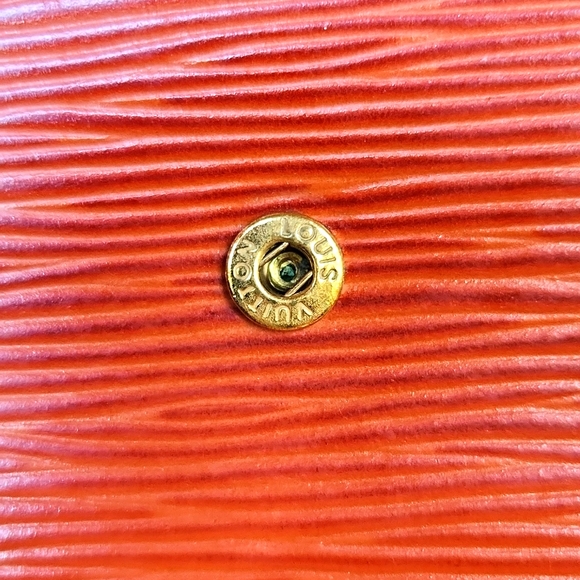 Louis Vuitton Epi Leather Double Snap Wallet in Congnac Color w/ COA - Picture 13 of 14